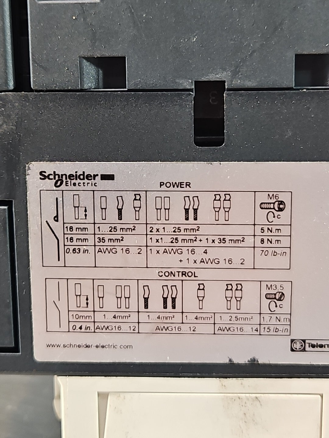 Schneider LC1D65A Coil Contactor 80A                                    (BIN212)
