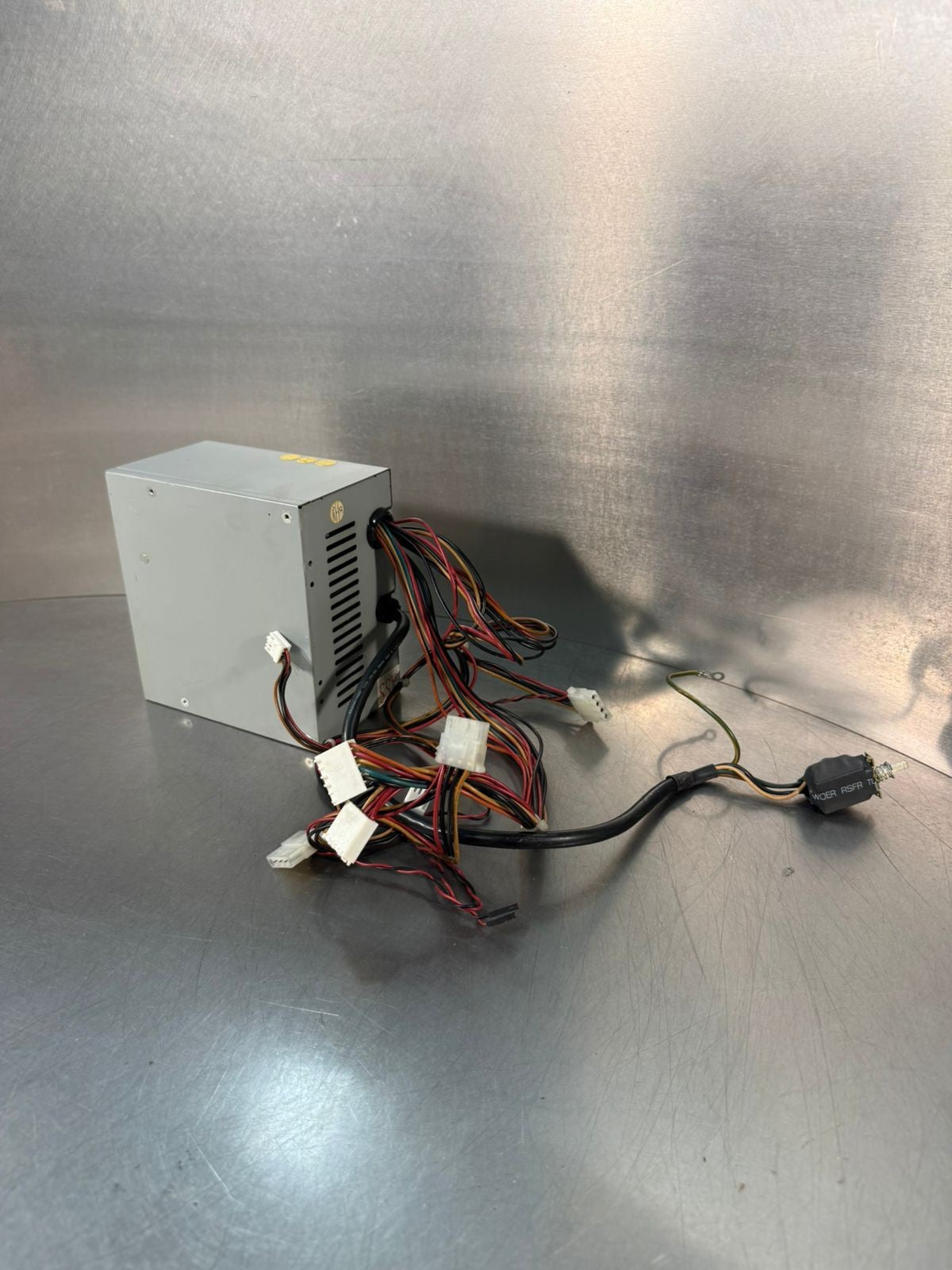 StarTech AG-230T Power Supply PS2POWER230                          (6.3.3)