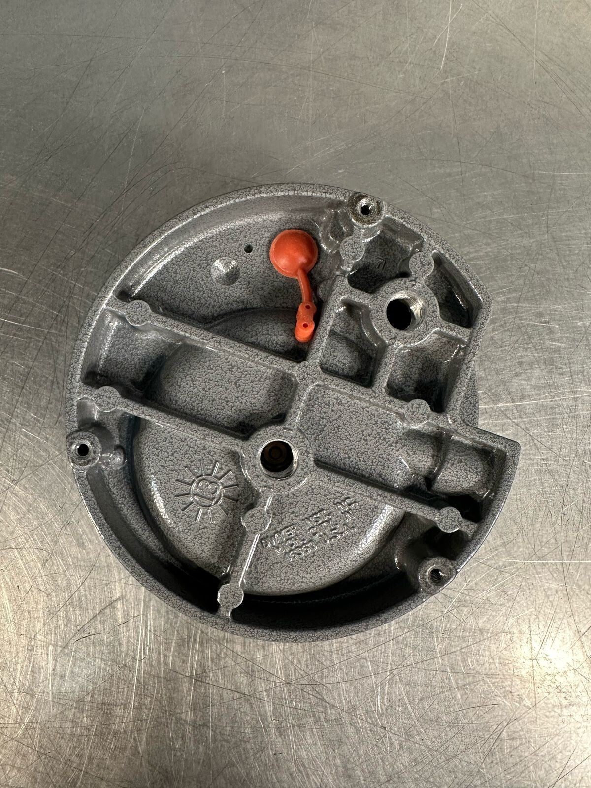 Dwyer 2000-750pa MAGNEHELIC 0-700 MAX PRESSURE 100KPA   (7.4.2)