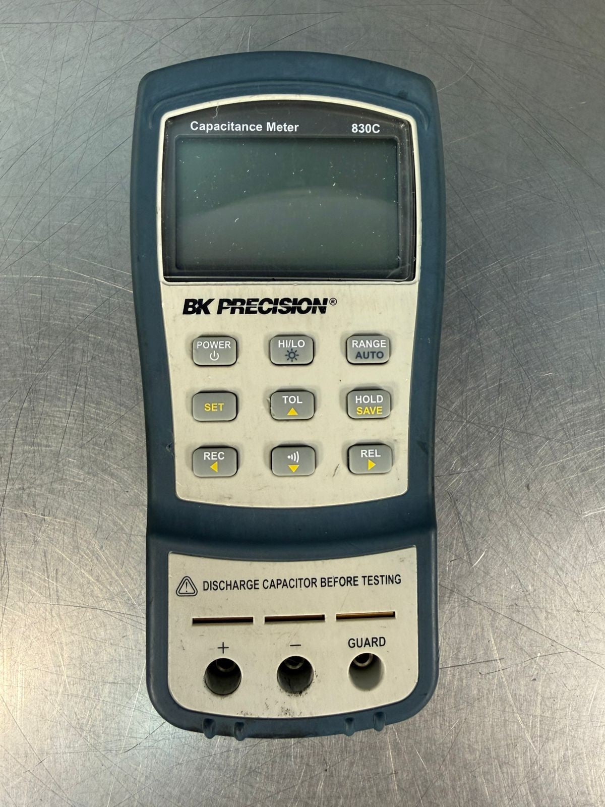 B&K Precision 830C - Dual Display Capacitance Meter                (4.2.3)