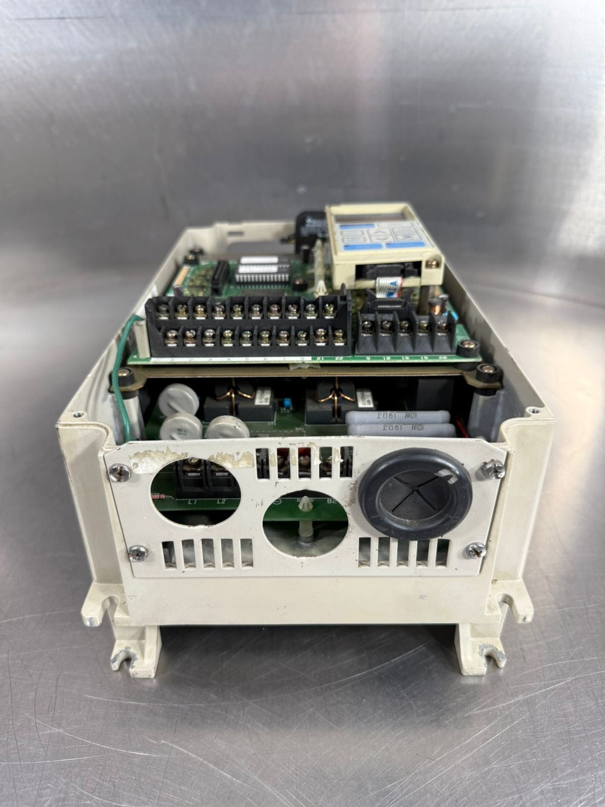 Magnetek DS314 Spec: 42P21F 3HP 3Ph Input: 380-460V 50/60Hz 5.9A (8.5.3)