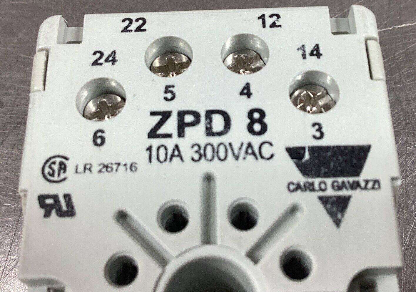 CARLO GAVAZZI  ZPD8  Relay Socket 10A 300VAC 8 Pin      4D-16