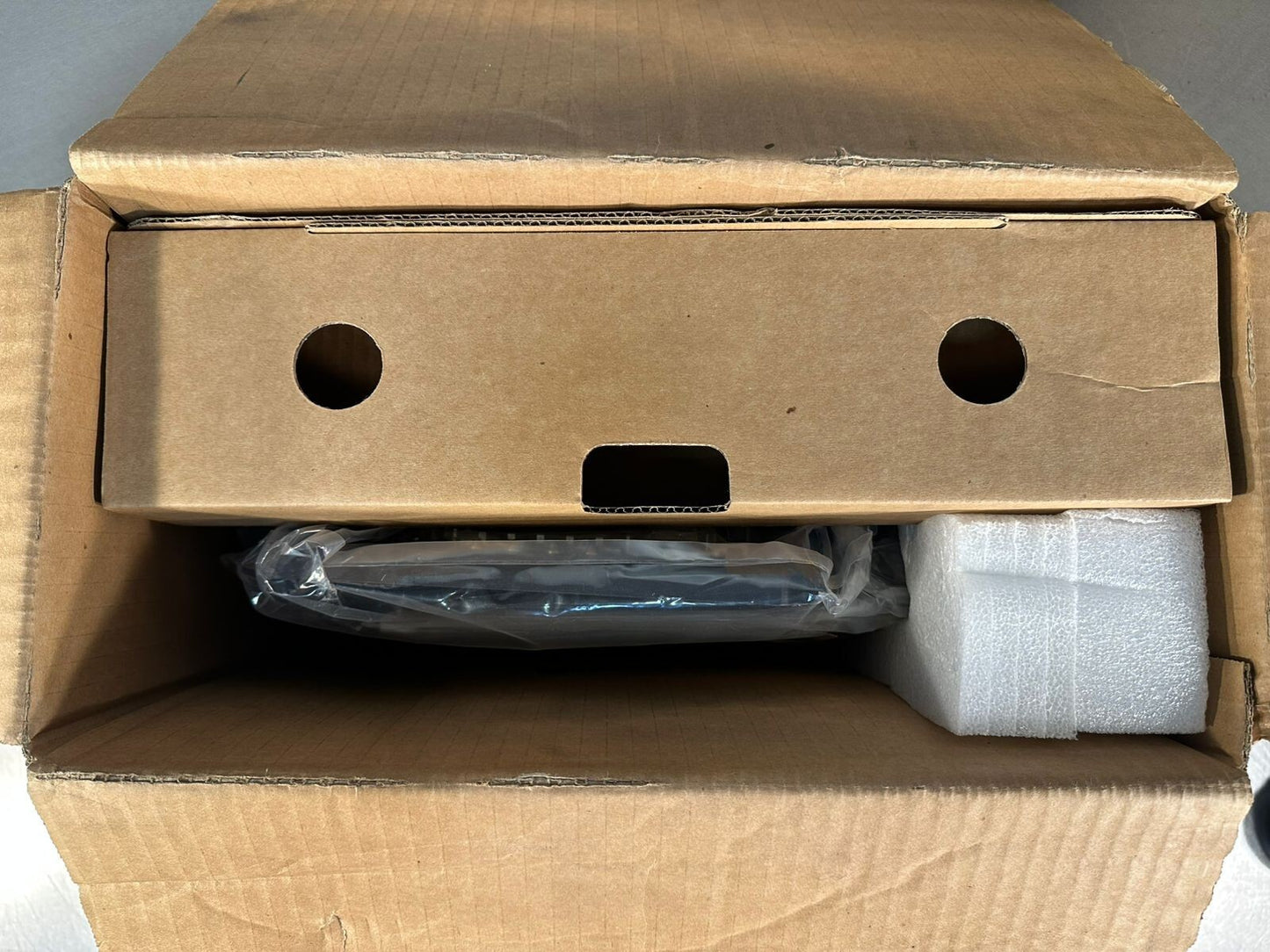 Dell Model PD01X -  D/Dock Docking Station 100-240V~3.0A 60-50Hz  (7.5.2)