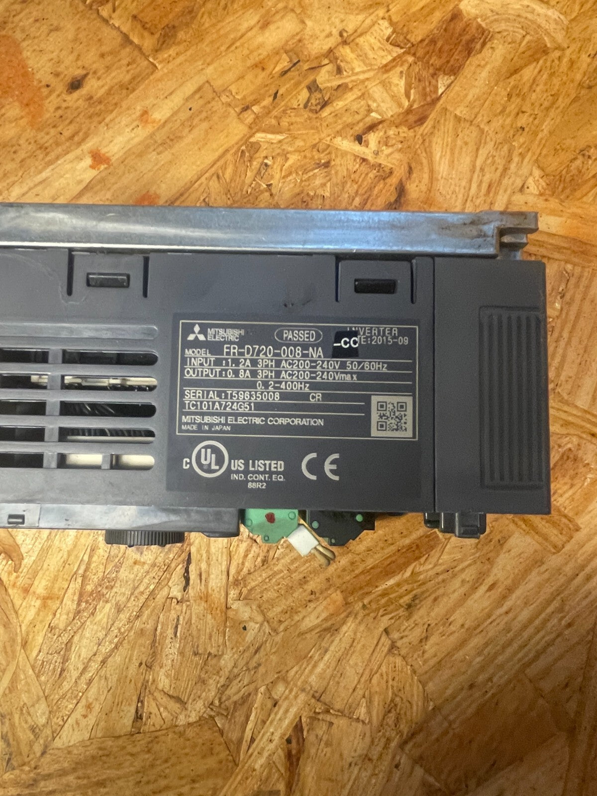 Mitsubishi Elec FR-D700 FR-D720-008-NA 3-Phase 100W Variable Frequency Drive @1E