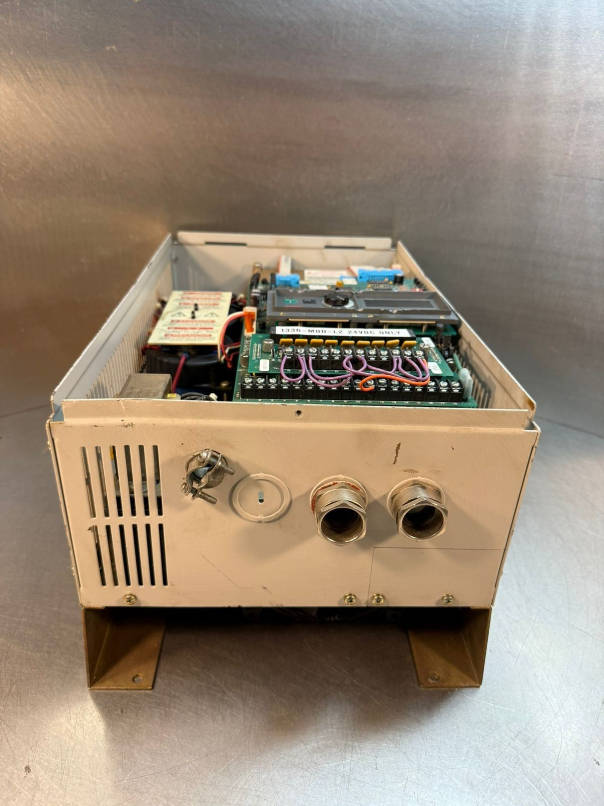 Allen Bradley 1336-B010-EAD AC Drive 1336-B010-EAD -FA2-L2         (8.2.8)
