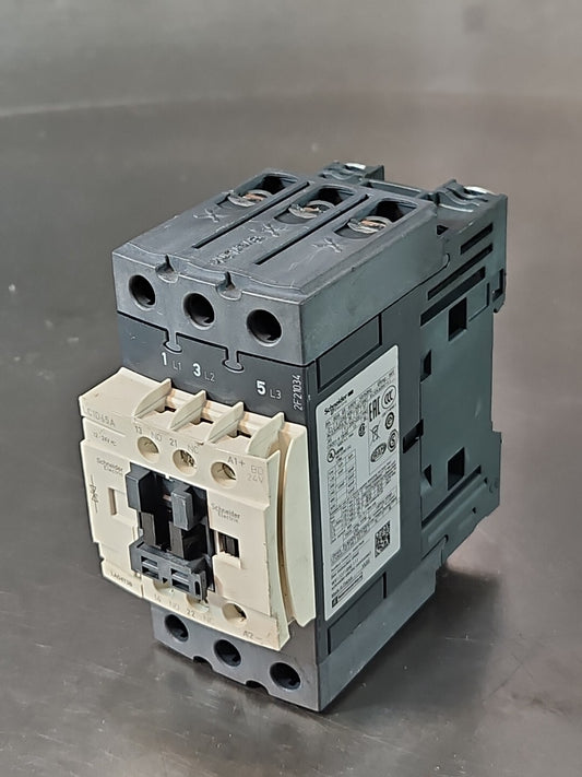 Schneider LC1D65A Coil Contactor 80A                                    (BIN212)