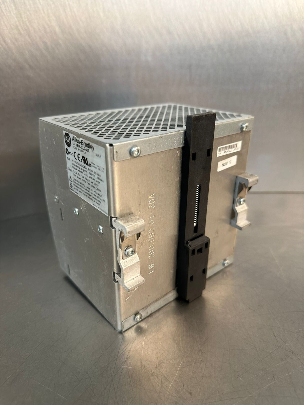 Allen-Bradley 1606-XL240E Serie A Power Supply                      (2.1.3)