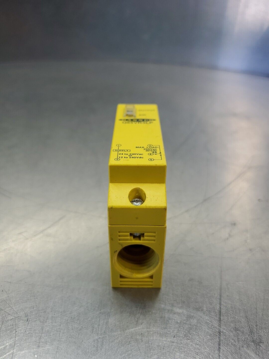 BANNER Q85VR3LP Safety Sensor Module.                                      5D-15