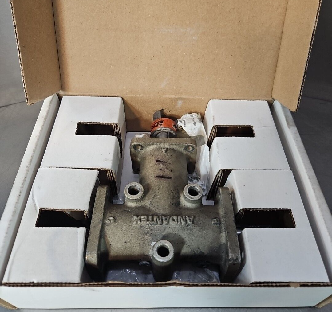 Andantex  Right angle gearbox   R3203 1:1                           (BIN453)