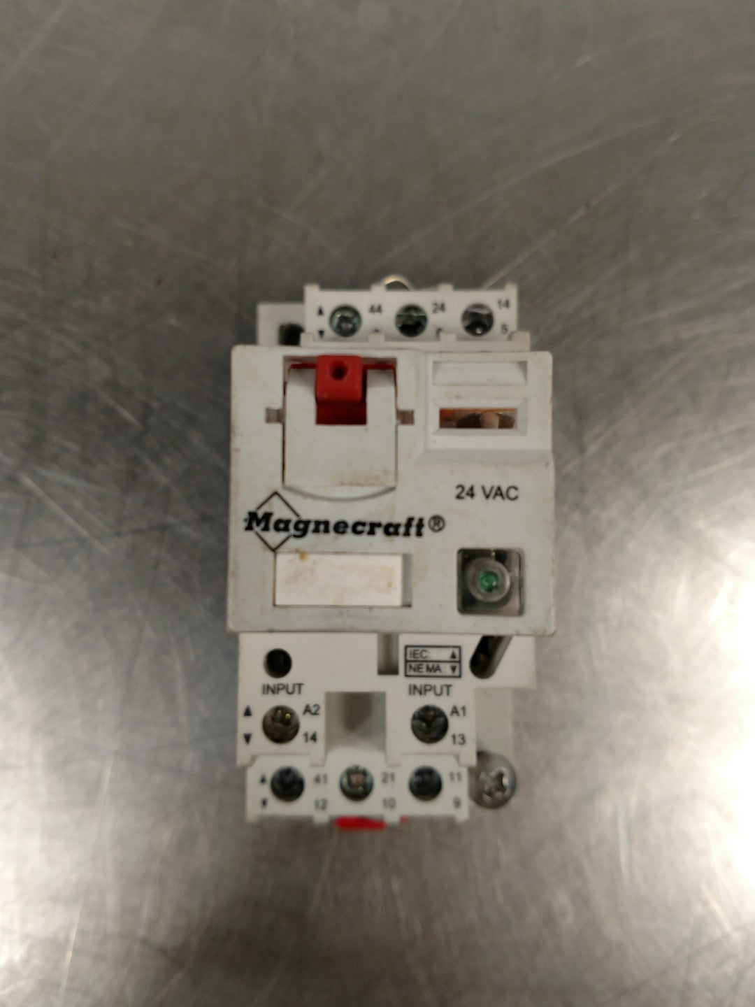 Magnecraft 783XCXM4L 24V Relay w/70-783D11-1A Base.                        4E-26