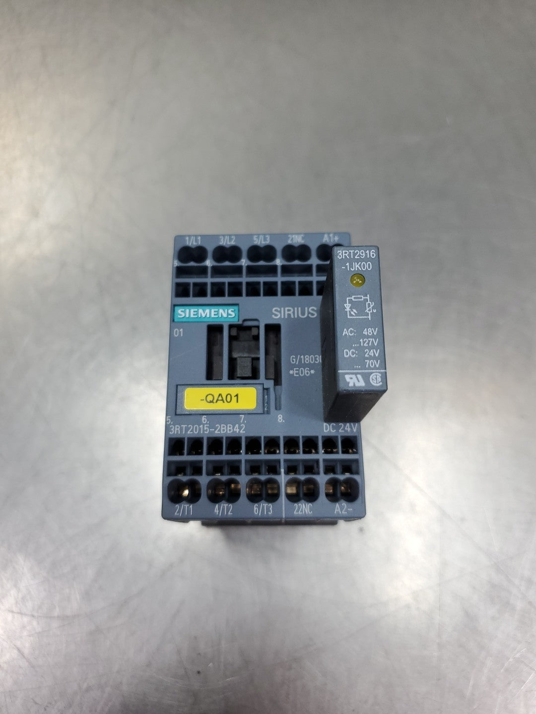 SIEMENS SIRIUS 3RT2015-2BB42 Contactor w/3RT2916-1JK00 Module.             4C-44