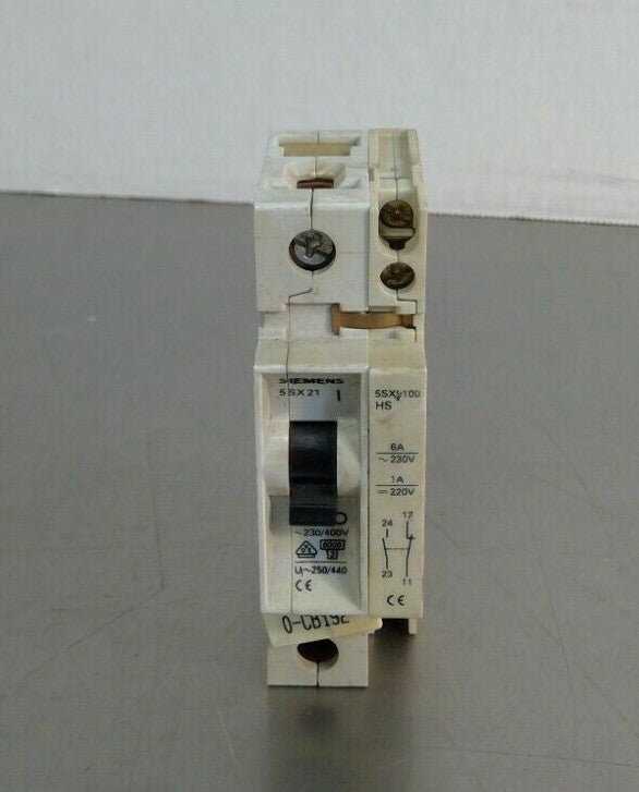 Siemens - 5SX21 B16 - Circuit Breaker w/ 5SX9100 HS                           4G