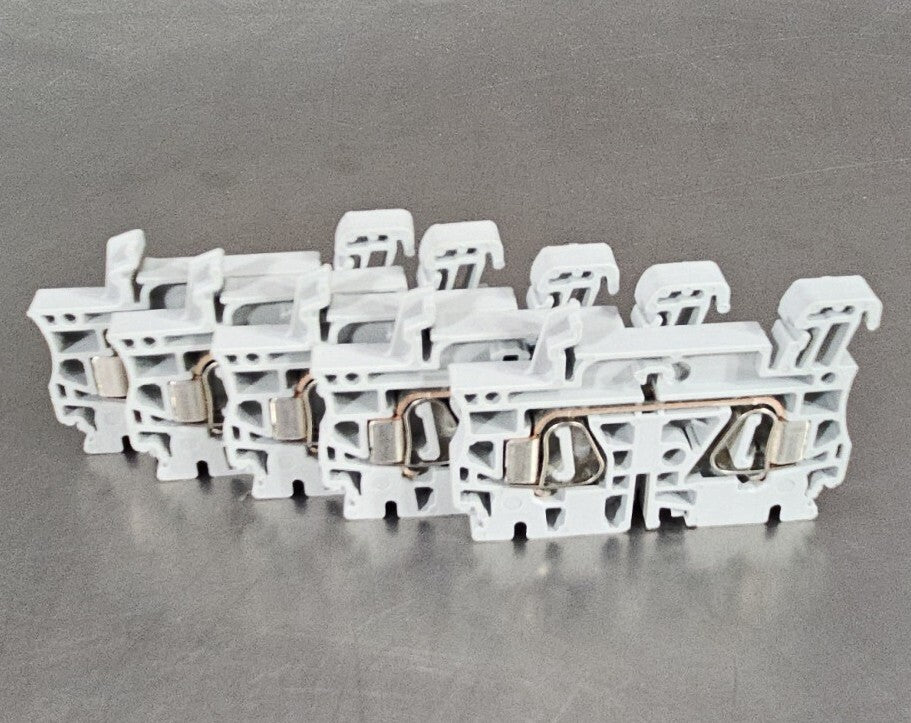 ALLEN-BRADLEY 1492-L4. TERMINAL BLOCK 600V 25A - LOT OF 5.             Loc 3E-27
