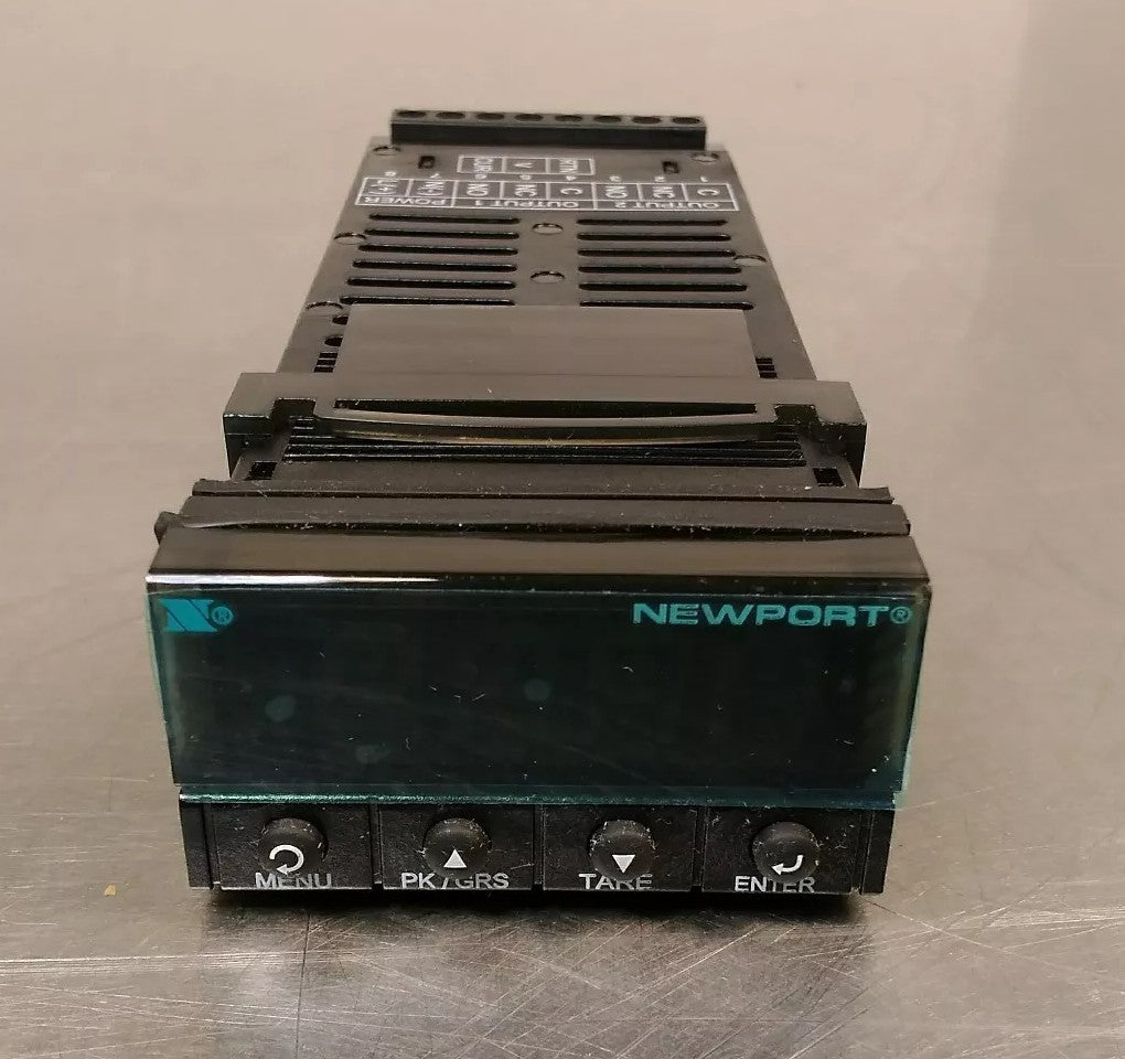 NEWPORT iS3233 PROCESS CONTROLLER IS3233 90-240V 4W max.                    5D-4
