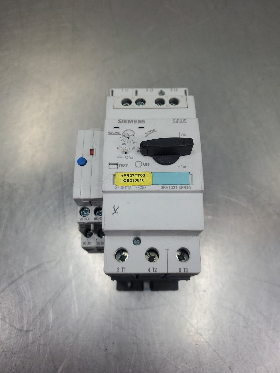 Siemens 3RV1031-4FB10 SIRIUS Contactor w/3RV1921-1M Module.                4D-51