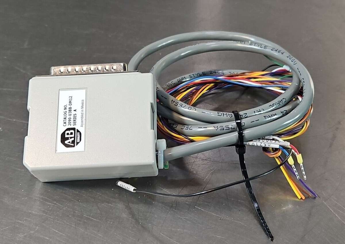 Allen-Bradley - 2090-U3BB-DM12 - Breakout Board                          Loc4B13