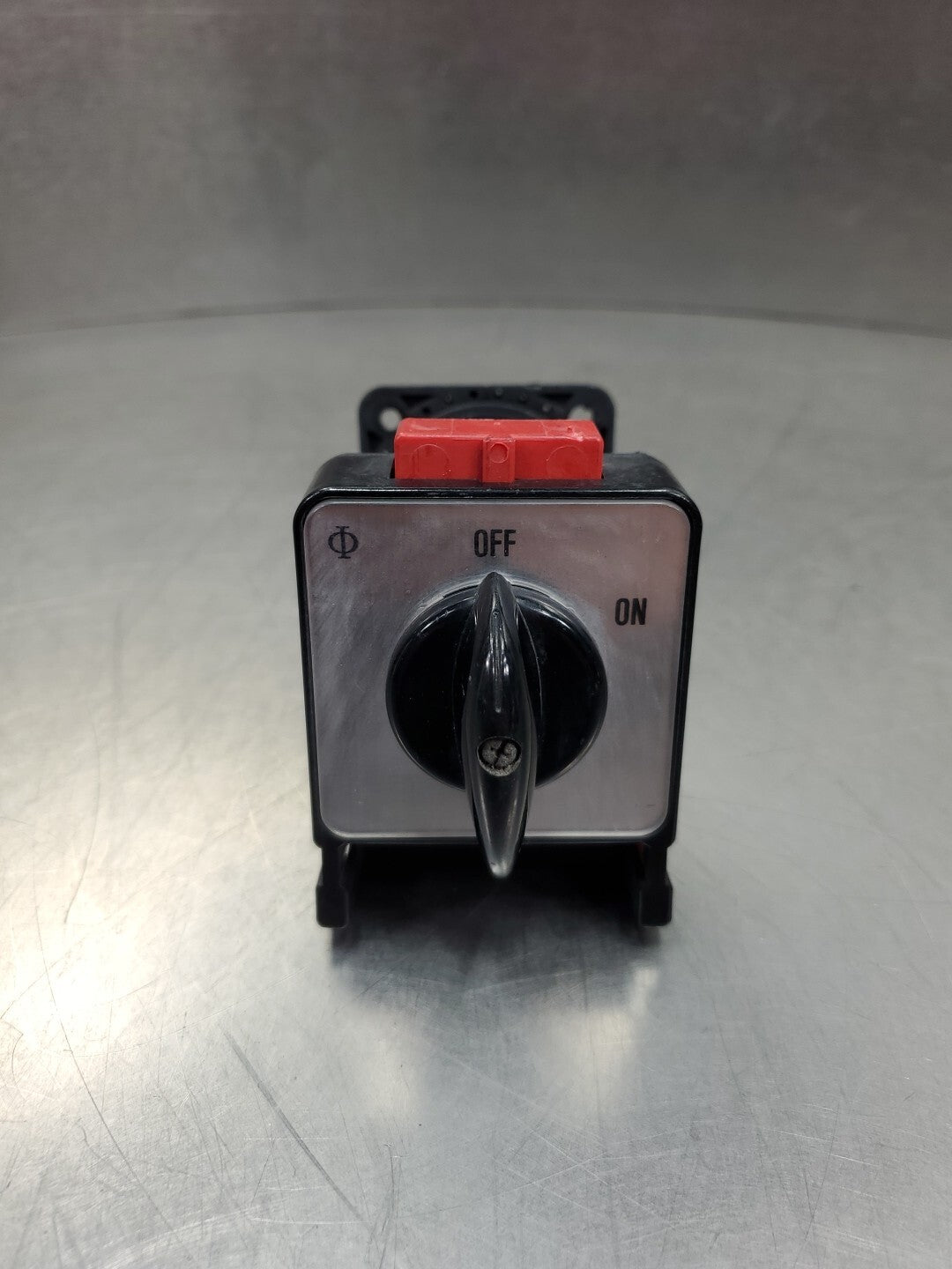 KRAUS &amp; NAIMER CA20B ROTARY ON/OFF SWITCH, (USK361)                        4E-32