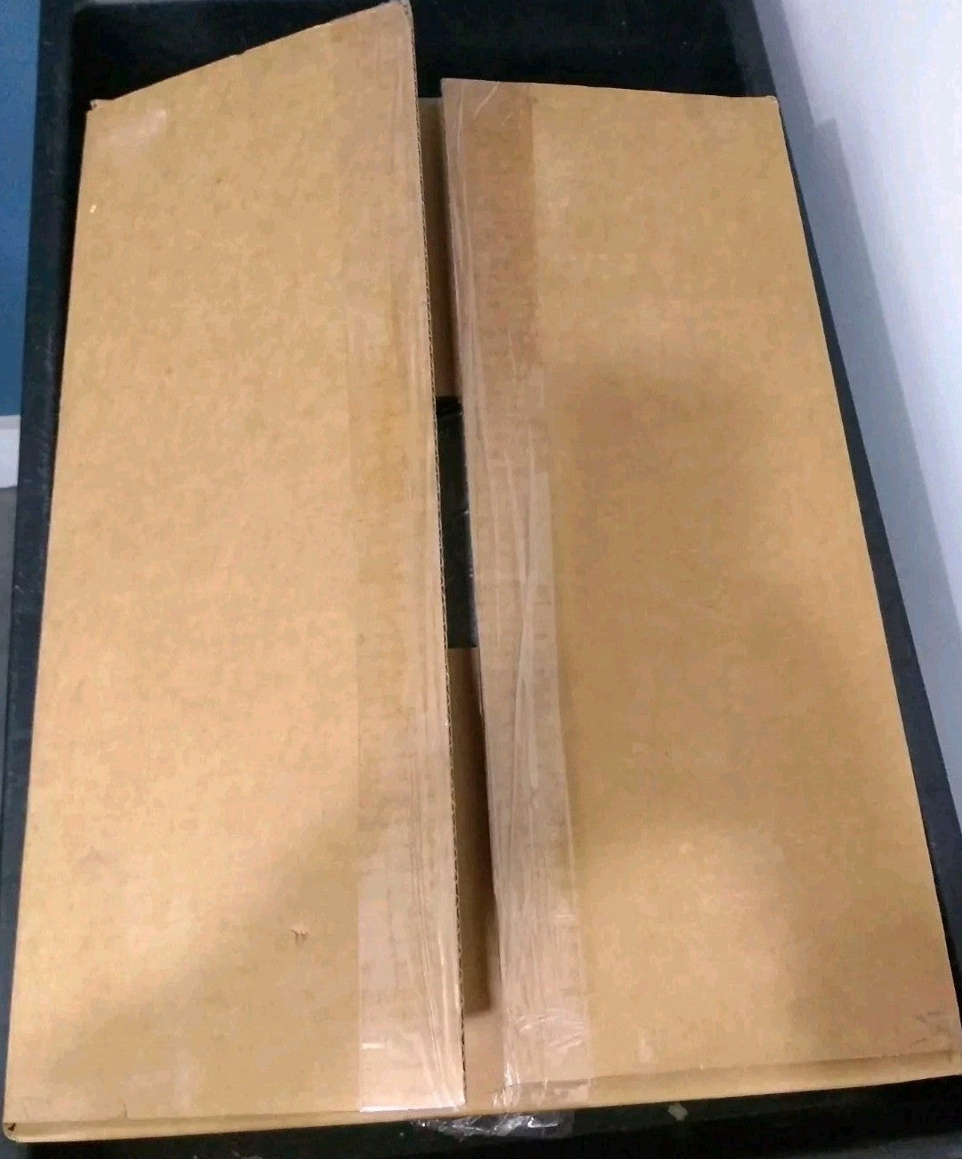 47717832