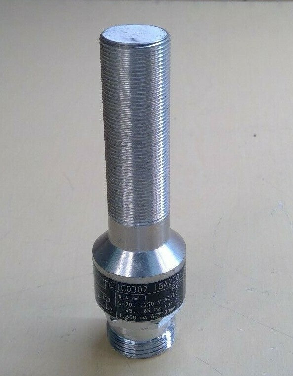 IFM Efector Efector IG0302 IGA2004-ABOA/SL/LS Proximity Sensor            5E-1/9