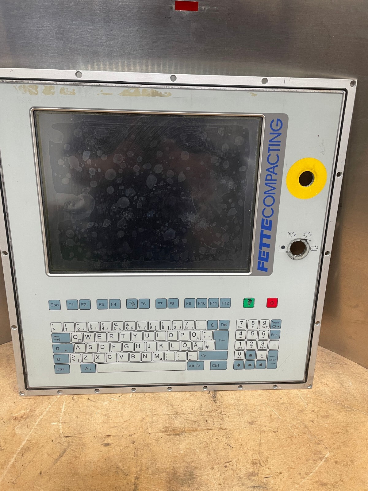 Fette Compacting 5d5502 White &amp; Silver 1-Port Simatic Panel with Keyboard