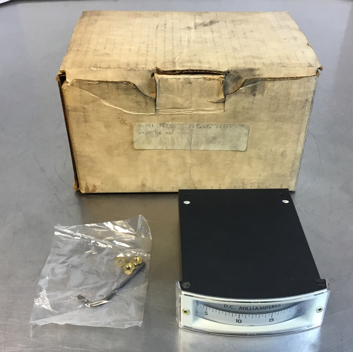 Simpson Model 3623 Cat# 16869 D.C. Milliamperes Meter,  4-20mA DC           5D-4