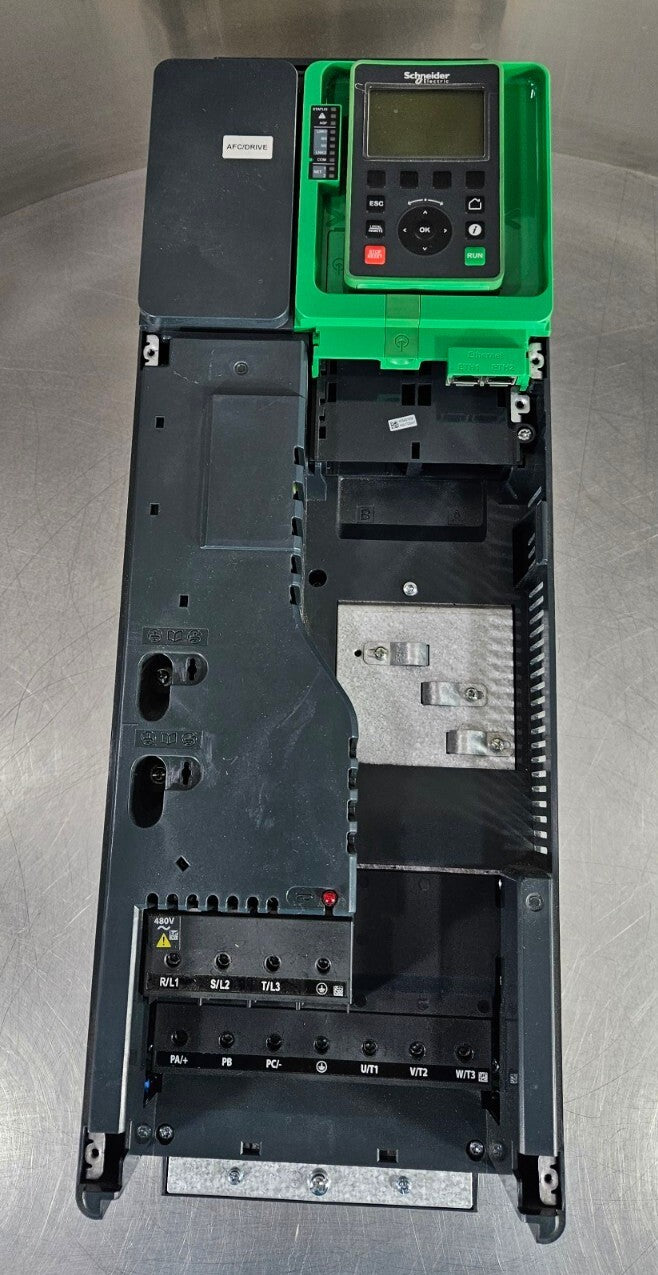 Schneider ATV930D30N4 Inverter ##Missing Signal Board - See Photos##       Loc1E