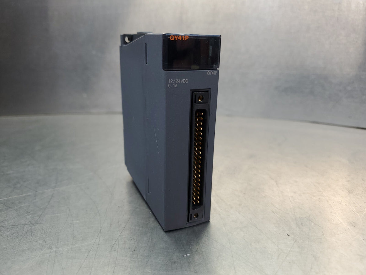 Mitsubishi QY41P 12/24VDC 0.1A Output Module.                              3E-45
