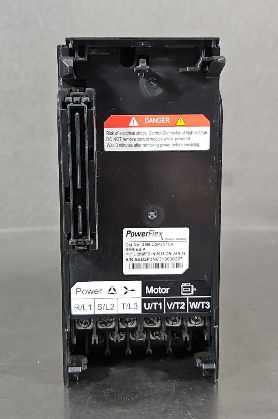 Allen Bradley 25B-D2P3N104 Series A 1HP Powerflex 525 AC Drive.            1B-13