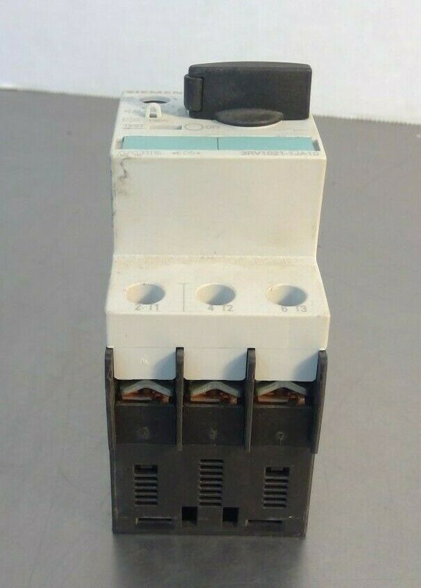 Siemens - Sirius - 3RV1021-1JA10 - Manual Motor Starter                       4D