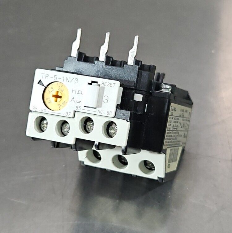 Fuji Electric TR-5-1N/3 Thermal Overload Relay.                            3C-11