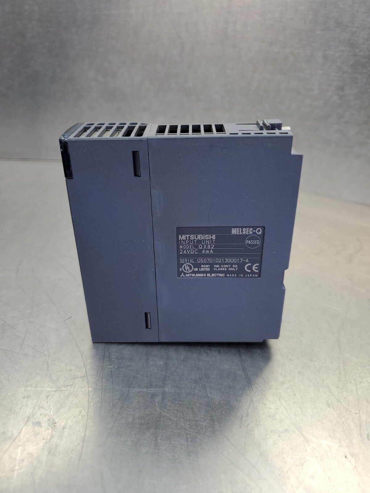 Mitsubishi QX82 24VDC 4mA MELSEC-Q Input Unit.                             3C-22