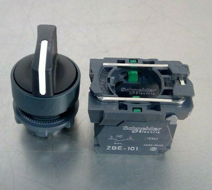 Schneider Electric XB5 AD25 Selector Switch 013450 XB5AD25 4D