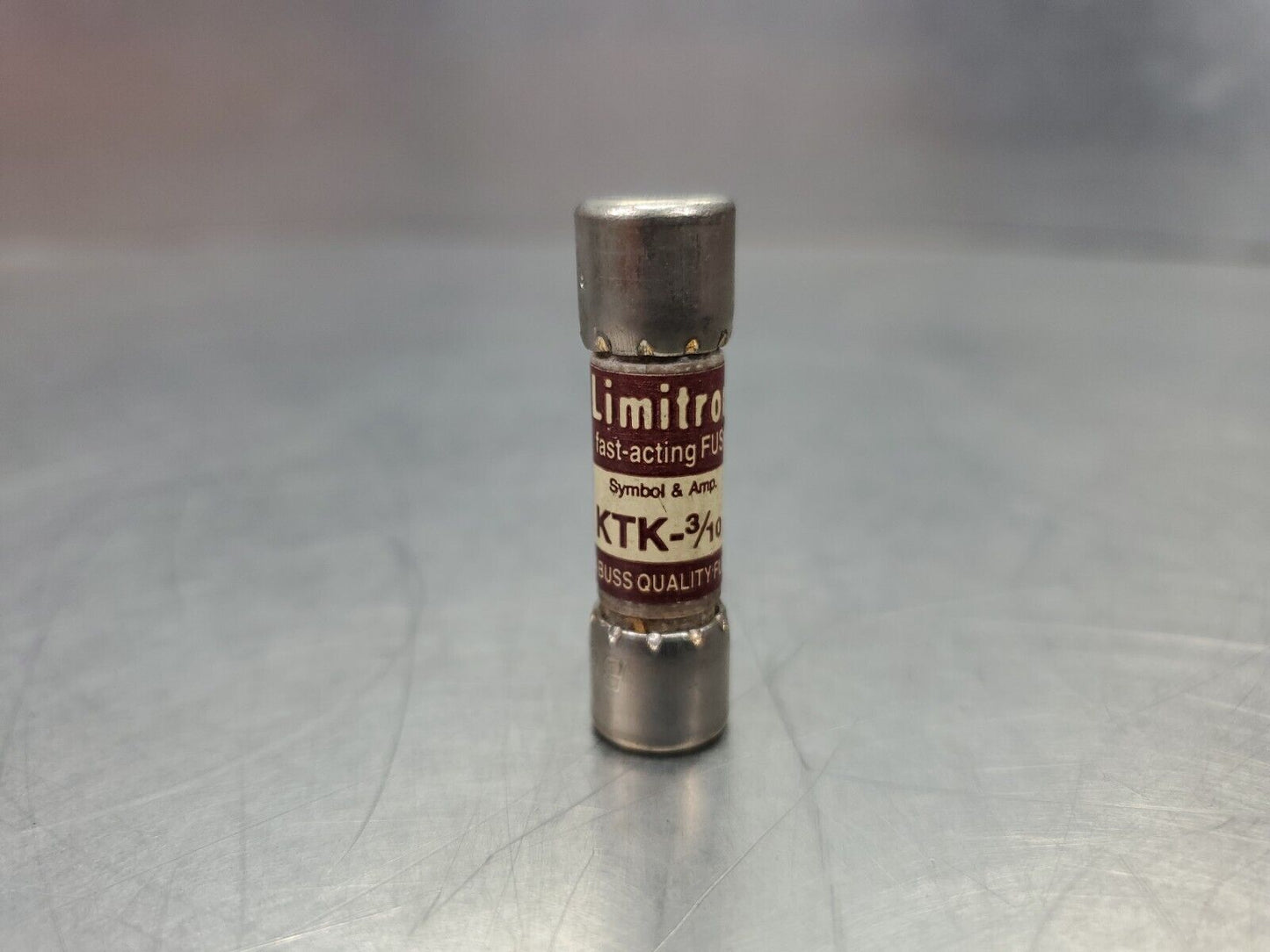 Limitron KTK-3/10 Fast-Acting Fuse, 600V 100kA.                         4D-BOX#2
