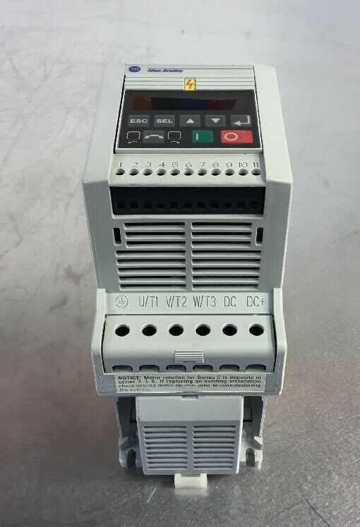 Allen-Bradley 1 HP AC Drive 160-BA03NSF1P1 /C 380-460V 2.3A 3P   1G