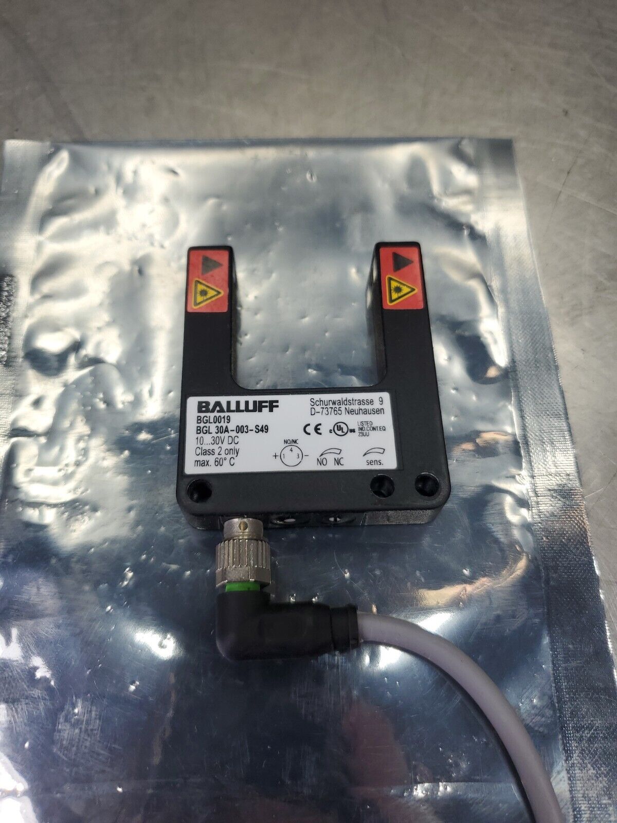 Balluff BGL 30A-003-S49 BGL0019  Photoelectric Sensor w/Cable.             3D-23