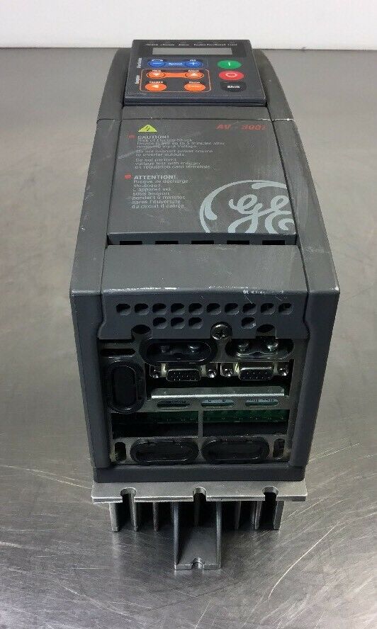 GE 6KAVI43001Y1B2 3.2A 480VAC 1.5HP Inverter Drive AV-300I      1E