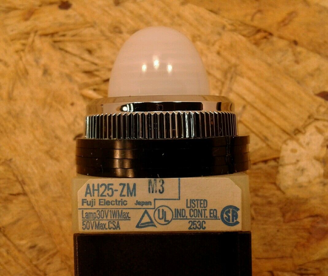 Illuminated indicator White Fuji AH25-ZM WM3  4B