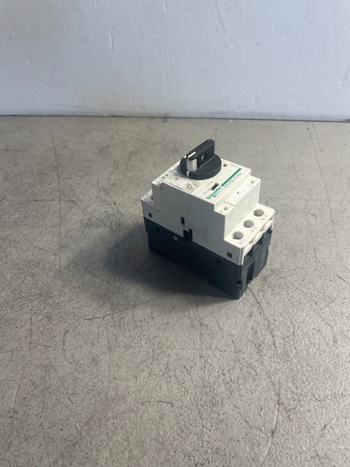 Schneider Electric  GV2-P20 Thermal-magnetic 13-18A Motor Circuit Breaker @1D
