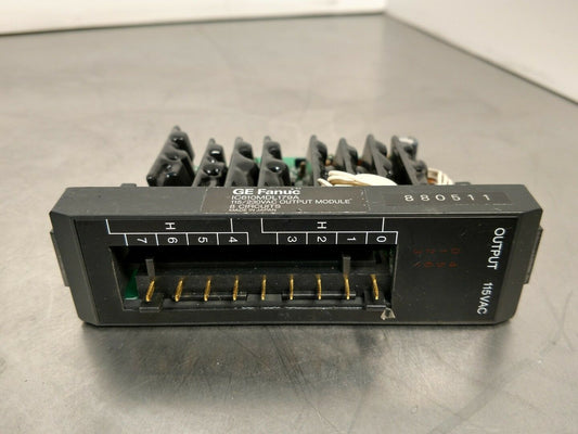 GE FANUC IC610MDL179A 115/230VAC Output Module 8-Circuits 3F
