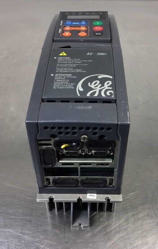 GE 6KAVI43002Y1D1 Inverter Drive AV-300i 0-480V 3PH 2HP 4.4/5.6A.   1E