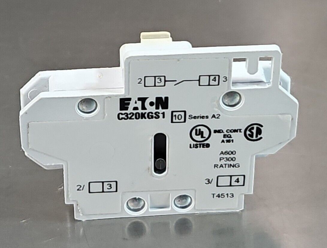 Eaton / Cutler-Hammer C320KGS1 Contactor Auxiliary Contact.                4D-18