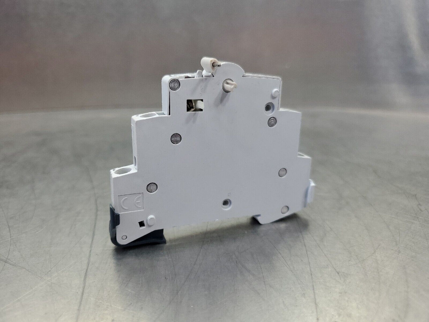 Cutler Hammer WAL1A1B Auxilliary Alarm Contact 1A/1B 240VAC 6A.            4E-11