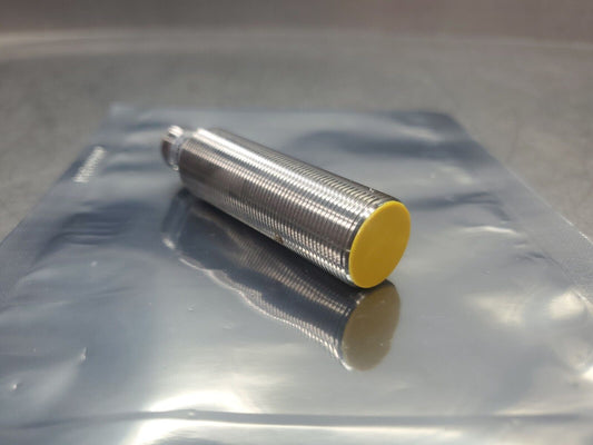 TURCK BI 8-M18E-AP6X-H1141 Proximity Sensor.                                5-E2