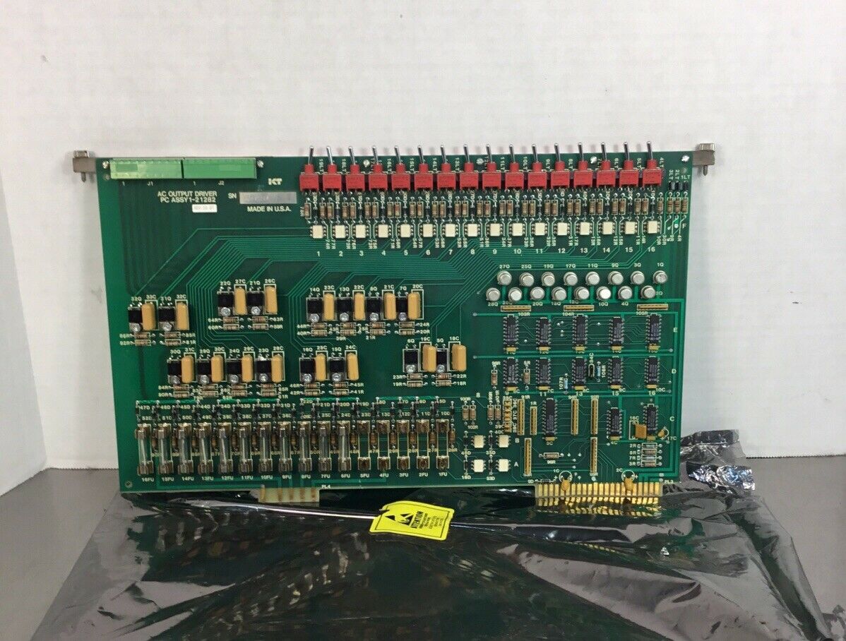 KEARNEY & TRECKER AC OUTPUT DRIVER CIRCUIT BOARD 1-21282 121282 REV 10   3D-18