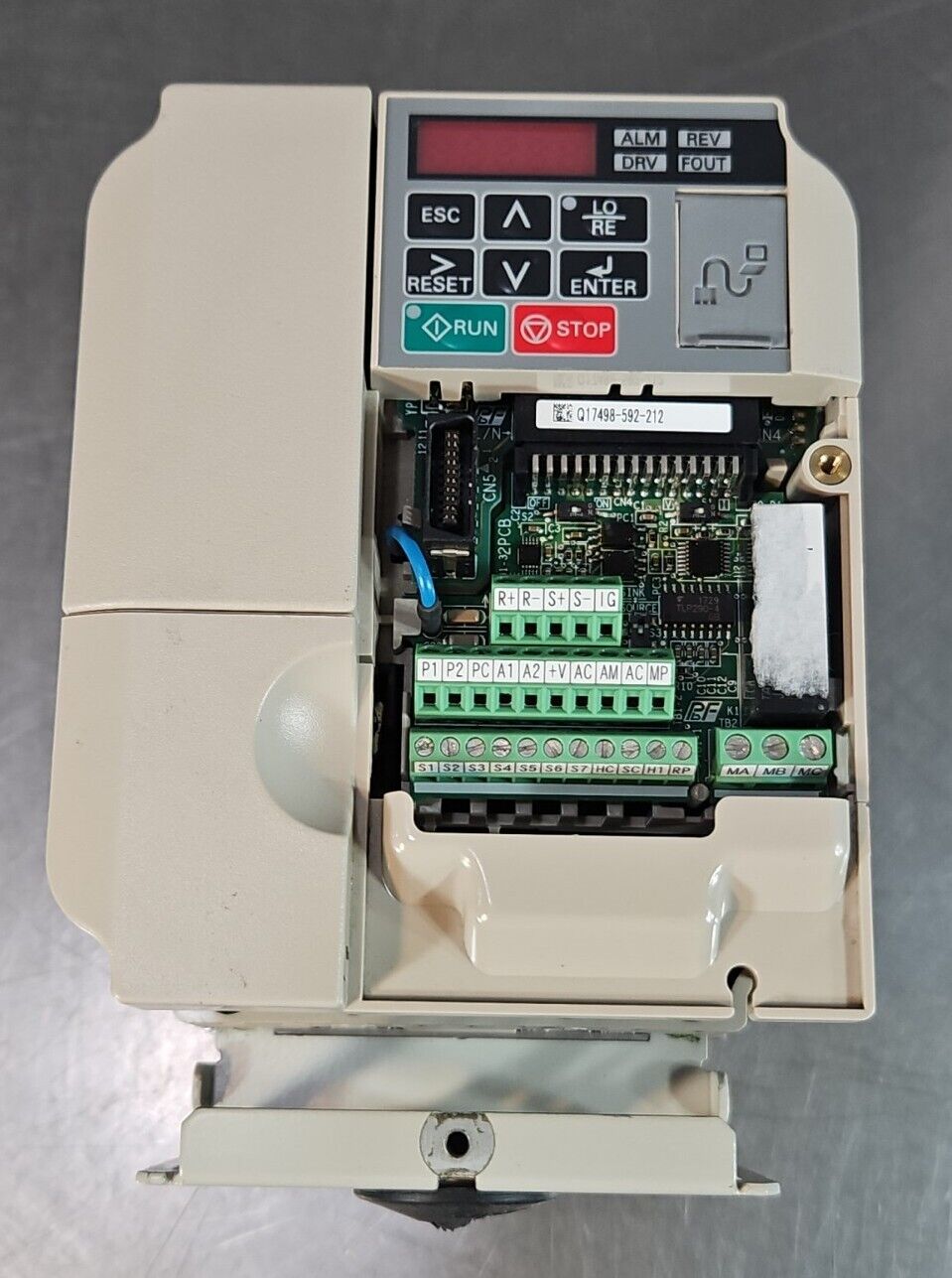 Yaskawa CIMRVU2A0012FAA PRG:1025. Servo Driver.                           Loc 1C