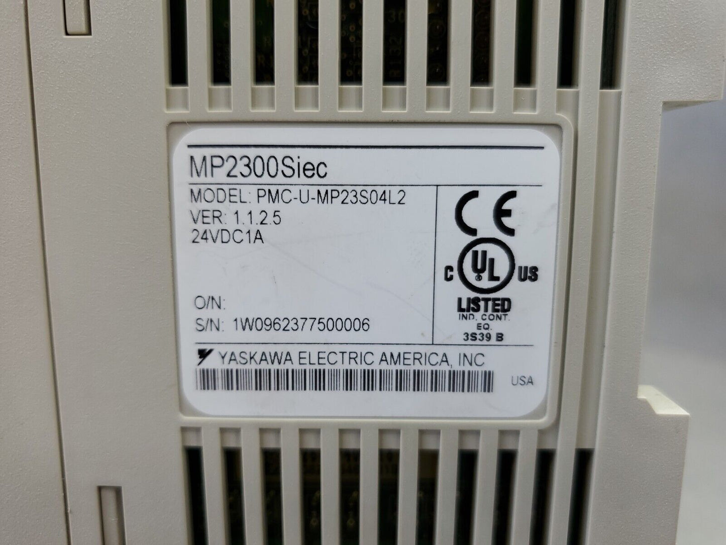 YASKAWA MP2300Siec Ver:1.1.2.5 24VDC (PMC-U-MP23S04L2) Servo Module.       3E-20