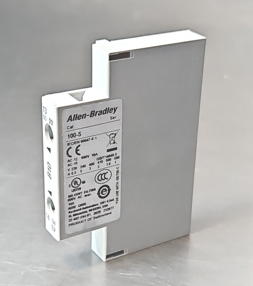 Allen Bradley 100-S auxiliary contact block.                             Loc4C26