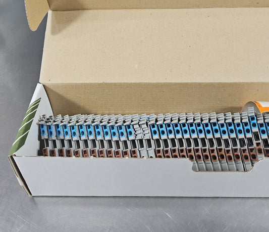 Wago 260-567 Screwless Claming Systems - Lot of 39.                      Loc3D-6