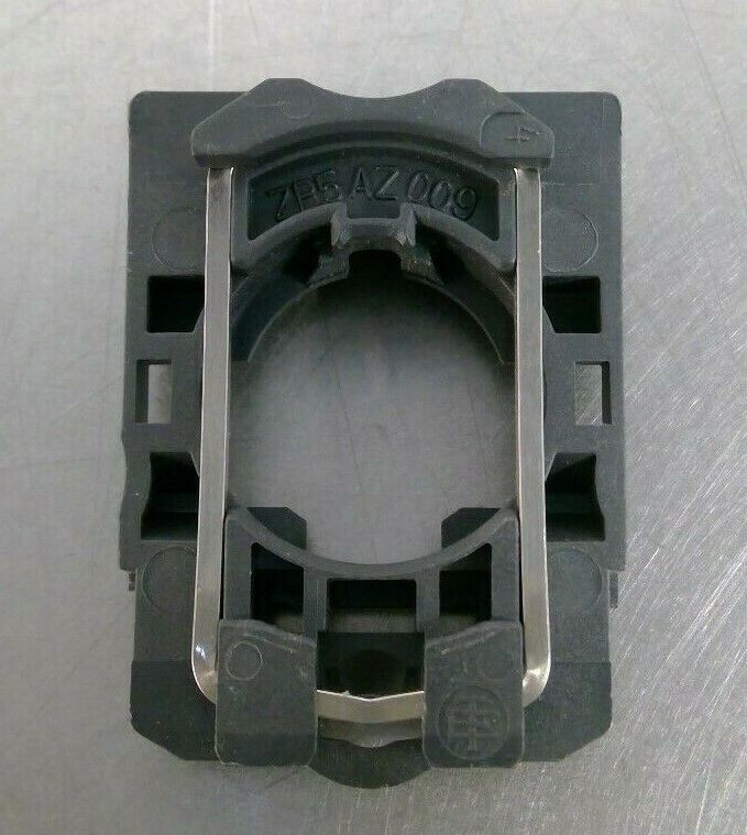 Telemecanique - ZB5AZ009 - Mounting Collar                                    4D