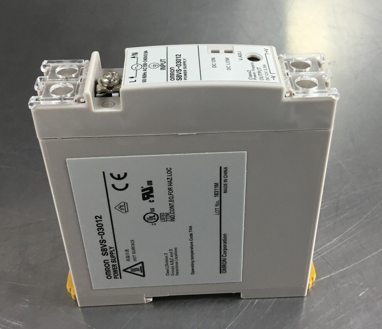 Omron S8VS-03012 DIN Rail Switching Power Supply  12VDC 2.5A output     4E-18